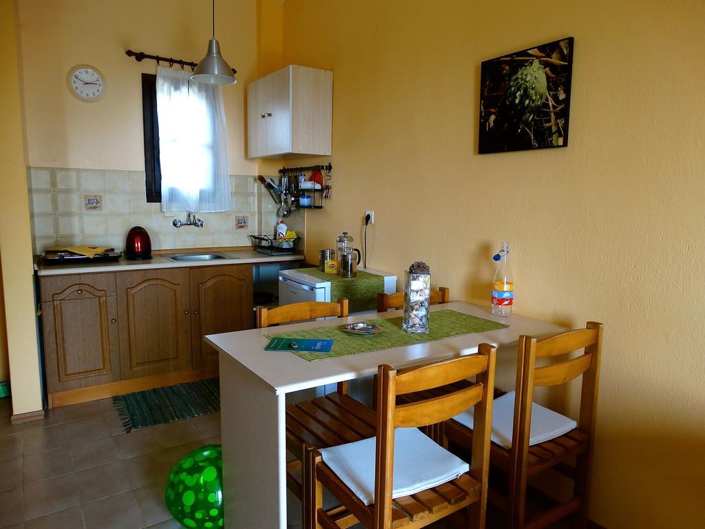 Apartments Karpetis A Green Paradise 사코우디아 외부 사진