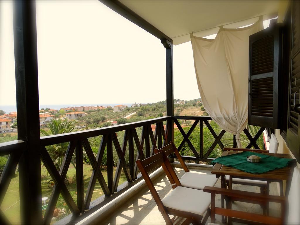Apartments Karpetis A Green Paradise 사코우디아 외부 사진