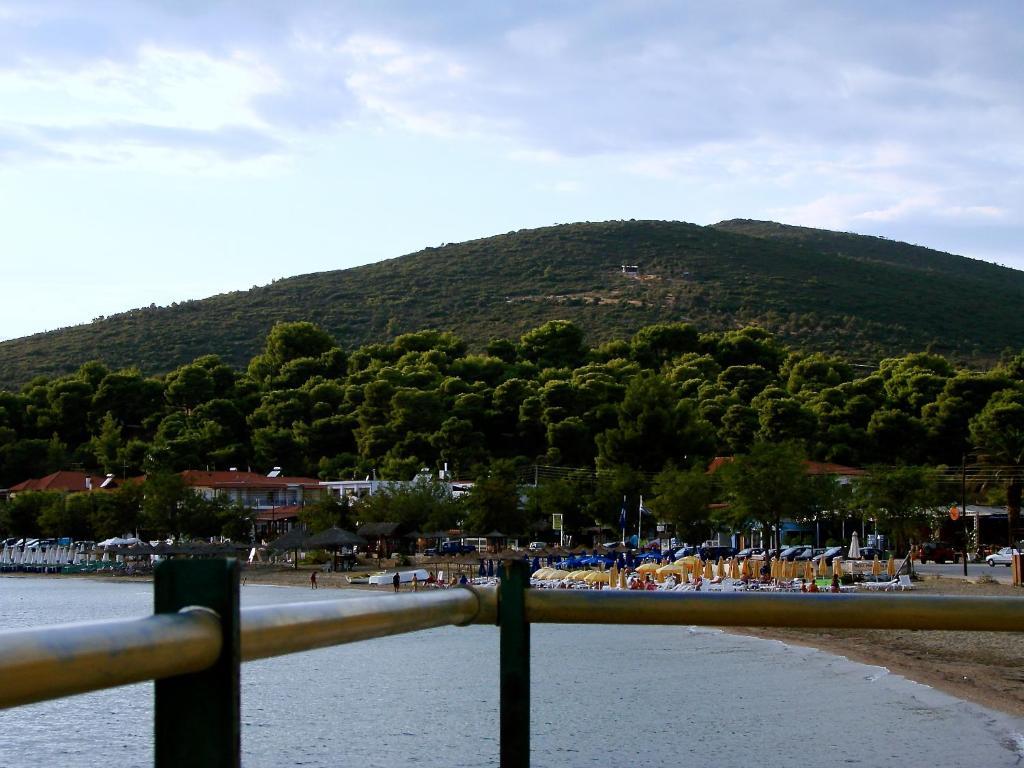 Apartments Karpetis A Green Paradise 사코우디아 외부 사진