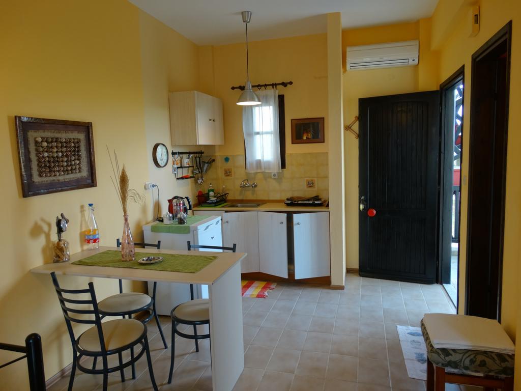 Apartments Karpetis A Green Paradise 사코우디아 외부 사진
