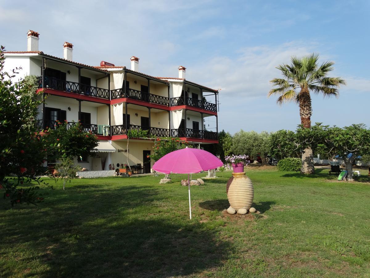 Apartments Karpetis A Green Paradise 사코우디아 외부 사진